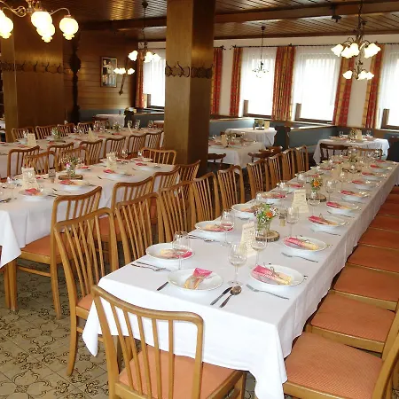 Zur Post * Schörfling